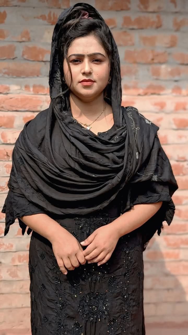 पूजा दीक्षित
